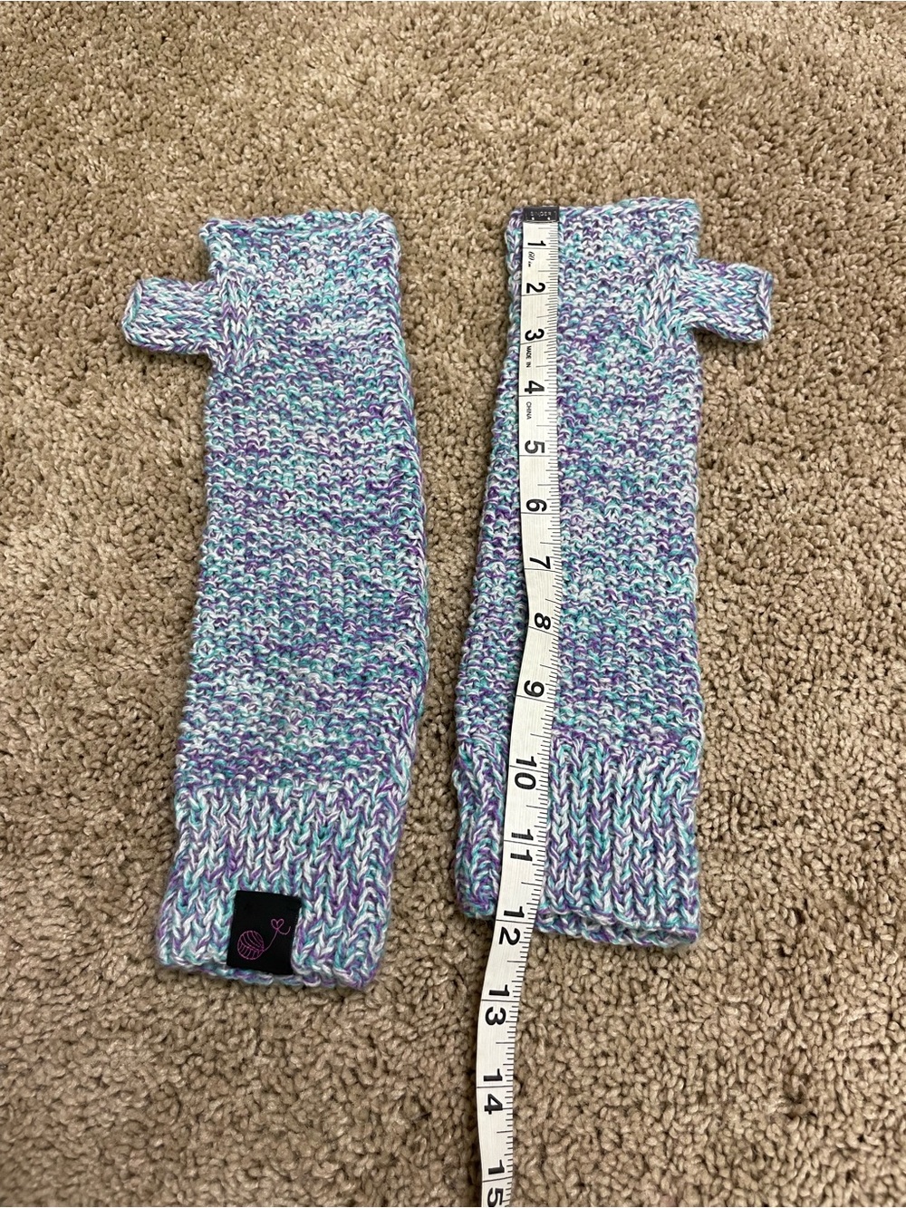 Urban Outfitters Mint, Lavender & White Knit Fingerless Arm Warmers - Picture 5 of 8